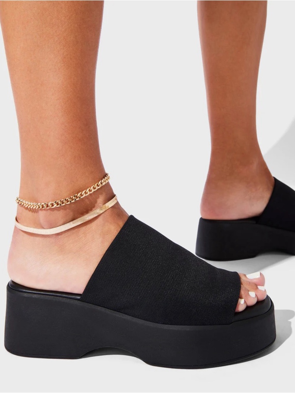 Steve Madden Slinky30 Black Platform Slide Sandals
